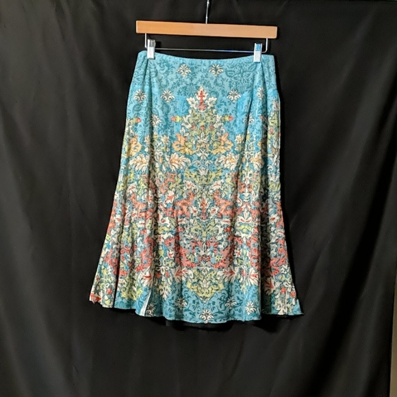 Skirt - Picture 1 of 4